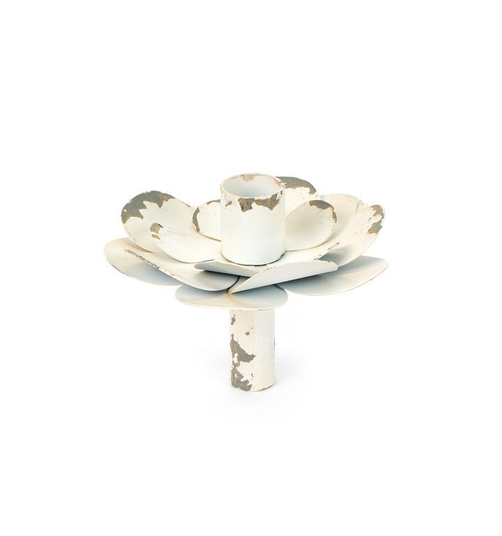 Flower shaped candle holder