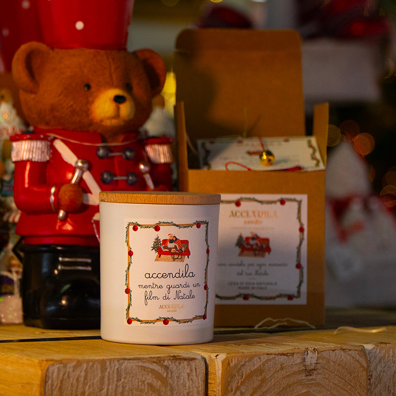 Candela natalizia - Accendila mentre guardi un film di Natale