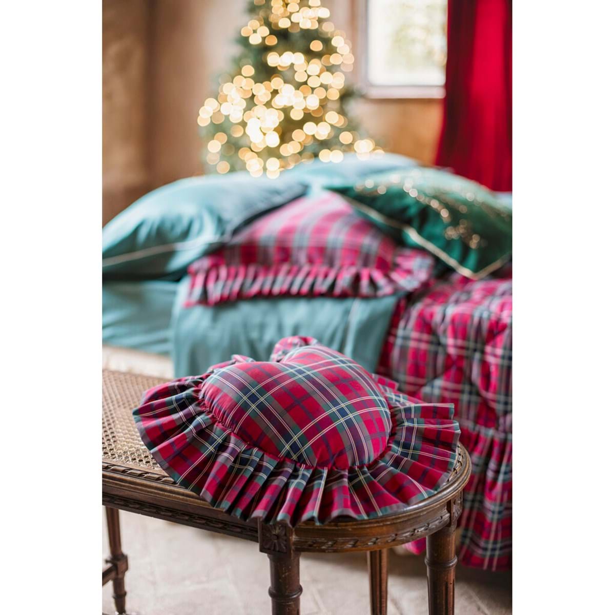 Cuscino scozzese con gale – Blanc Mariclò