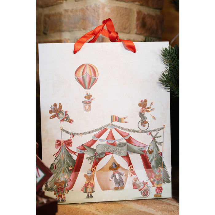 Bear in Wonderland paper envelope