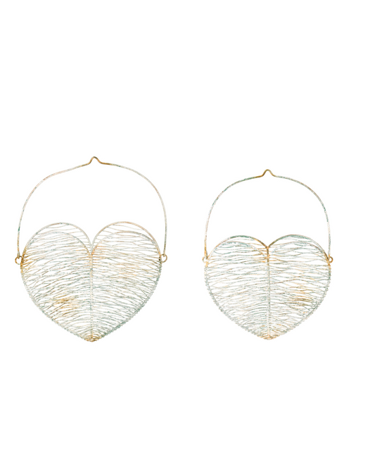 Nuvole di stoffa Set 2 cestini a cuore in metallo   "La vie en rose"