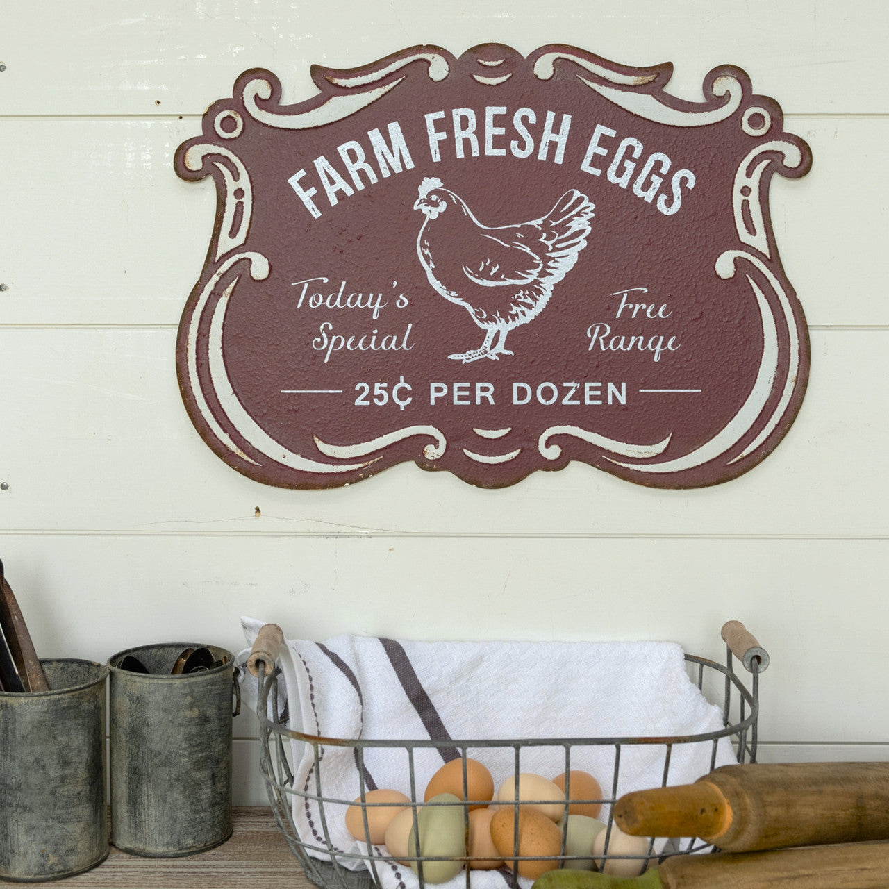 Targa decorativa Farm Fresh Eggs Rossa